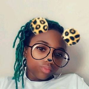 Meet your Posher, Halayah